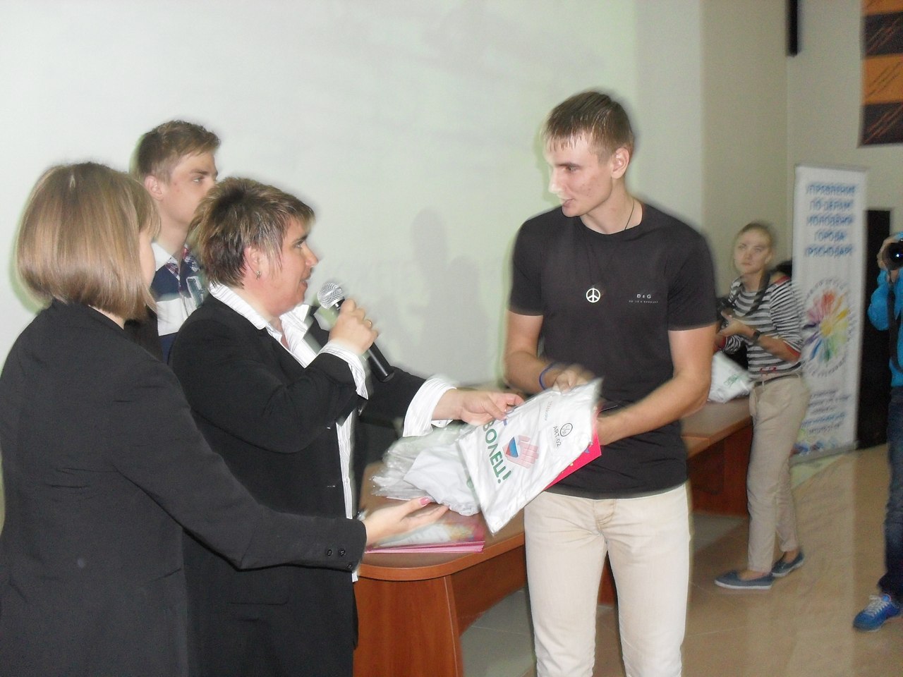 Крымских волонтеров наградили в Краснодаре