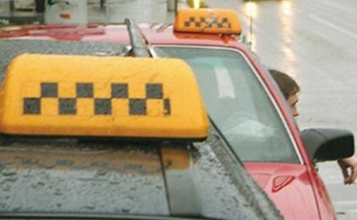 В Горячем ключе неизвестные зарезали таксиста