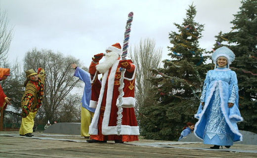 Новогодние представления у главной елки Краснодара продлятся  до 8 января