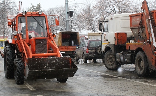 Снегоуброчная техника вышла на улицы Краснодара