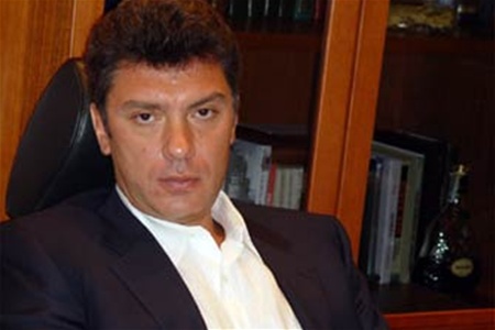 Бориса Немцова вызвали на допрос в СКР