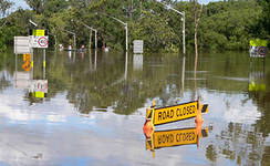 Мощное наводнение обрушилось на Австралию.