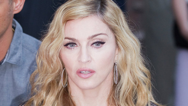 Instagram уличил Мадонну в нарушении правил сервиса