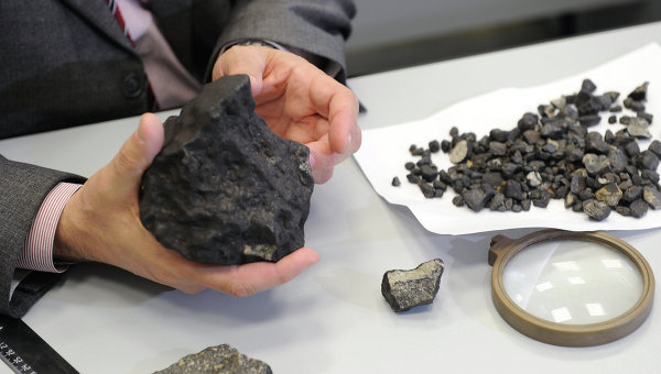 Челябинскому метеориту в городе установят памятник