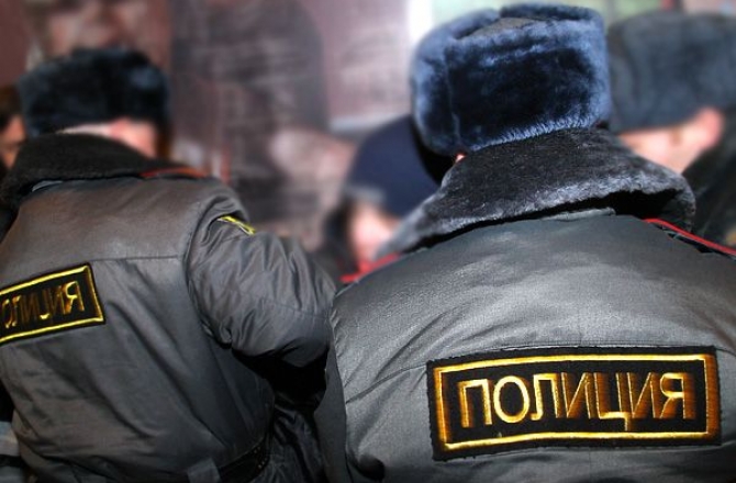 Полицейский Москвы попался на краже в кафе в городе Жукове