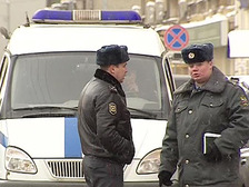В Астрахани вооруженный преступник захватил заложников