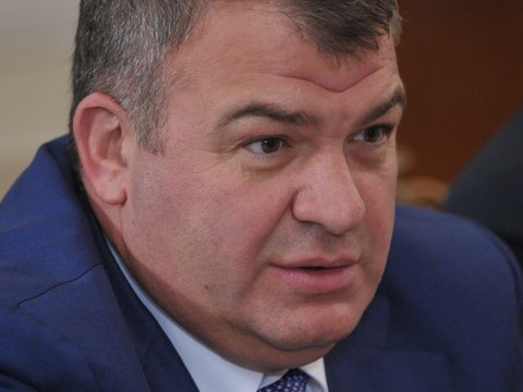 Сердюкова допросят по делу о нелегальных торпедах из Казахстана