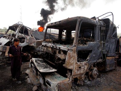 36 человек погибло при столкновении автобуса с бензовозом