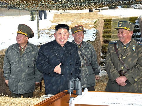 Солдаты КНДР сдали оружие и производят удобрения