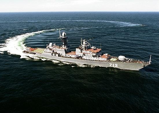 Российские моряки задержали 7 человек, подозреваемых в пиратстве.