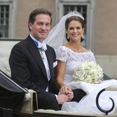 Король Карл XVI Густав выдал замуж вторую дочь.