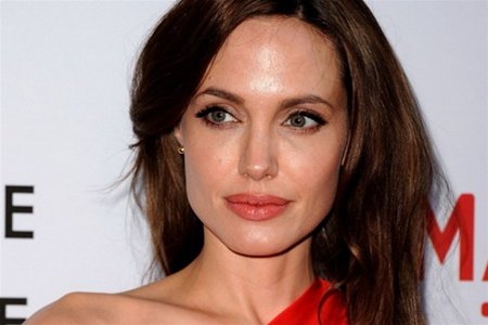 Анджелина Джоли - самая крутая в Голливуде (по версии Forbes)